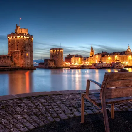 Maison De Charme A La Rochelle * Croix-Chapeau