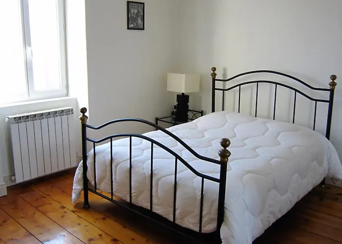 Holiday home Maison De Charme A La Rochelle *