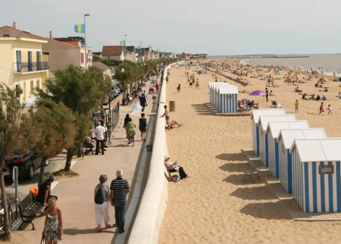 Maison De Charme A La Rochelle *