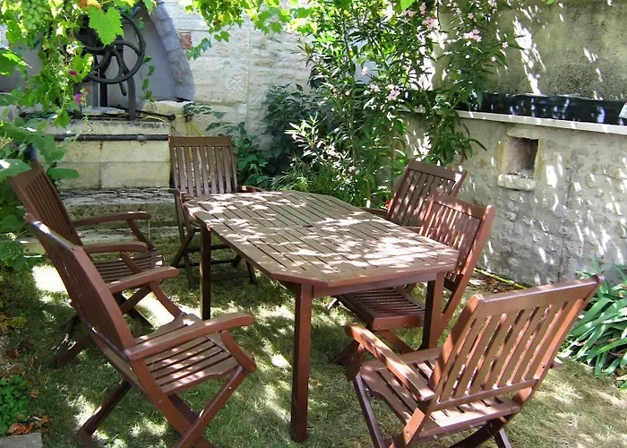 Maison De Charme A La Rochelle Holiday home *